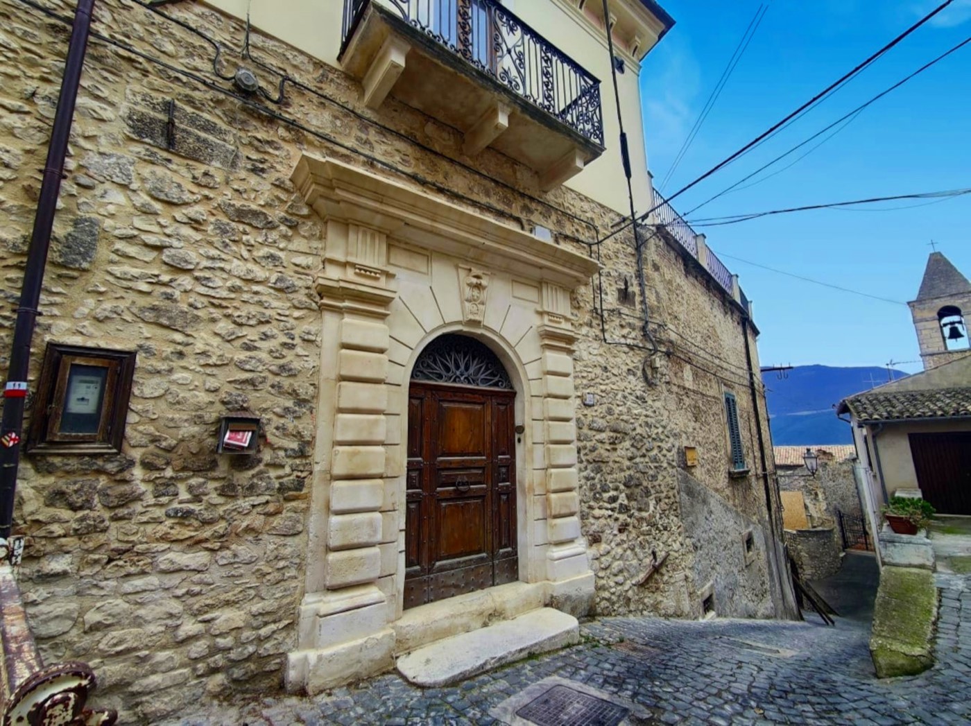 Antique Noble Palace With Panoramic Terrace property photograph