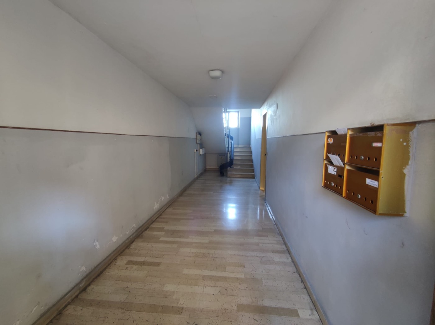 Apartment on the Third Floor with Garage and Cellar property photograph