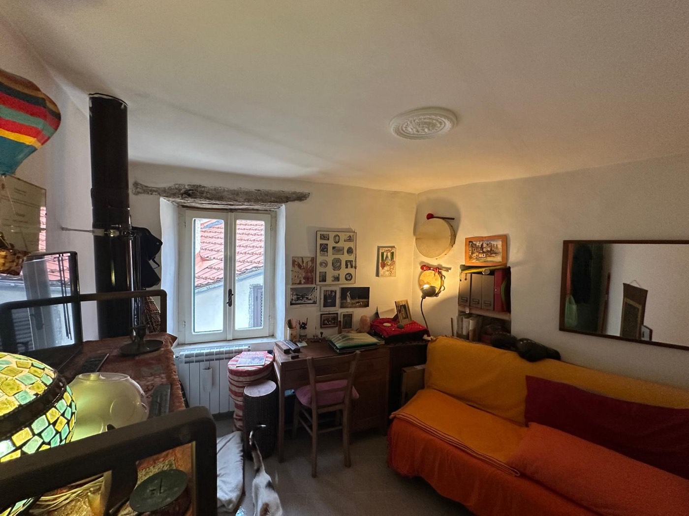 Charming Apartment in an Independent Building property photograph