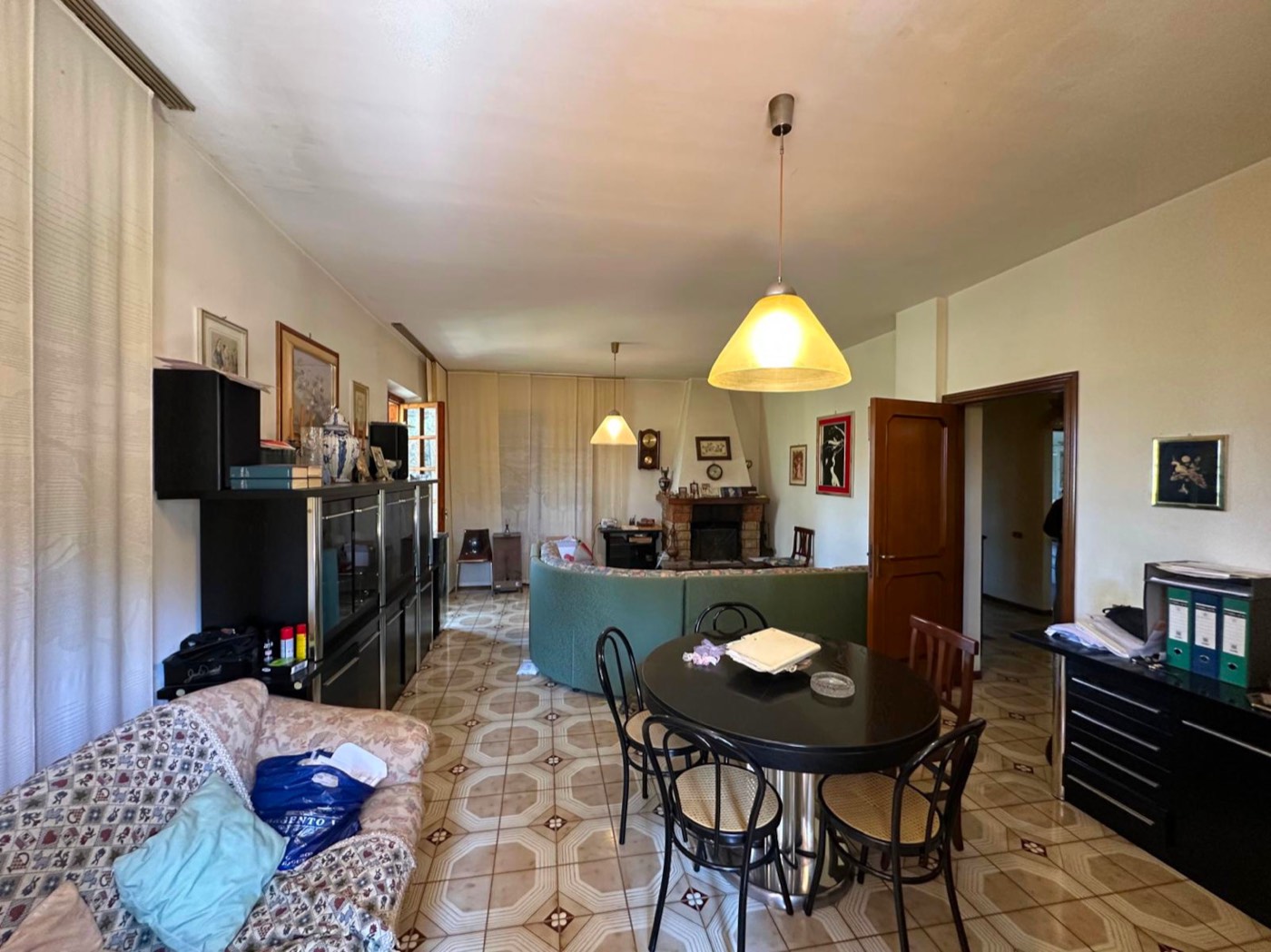 Detached Villa with Garden, Portico and Land property photograph