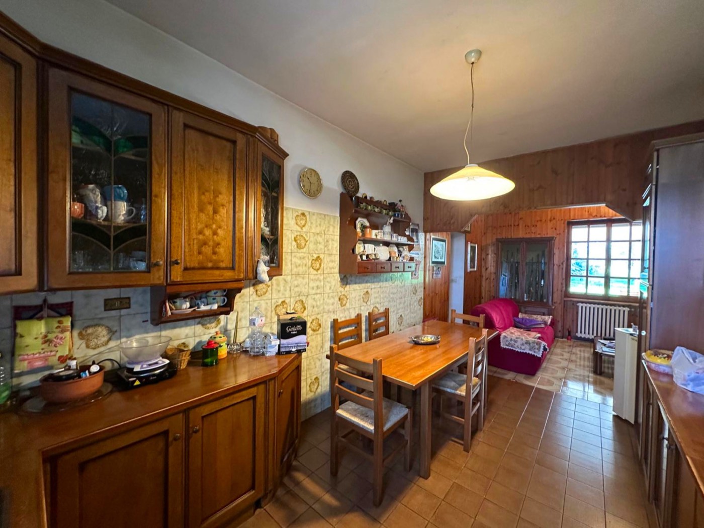 Detached Villa with Garden, Portico and Land property photograph