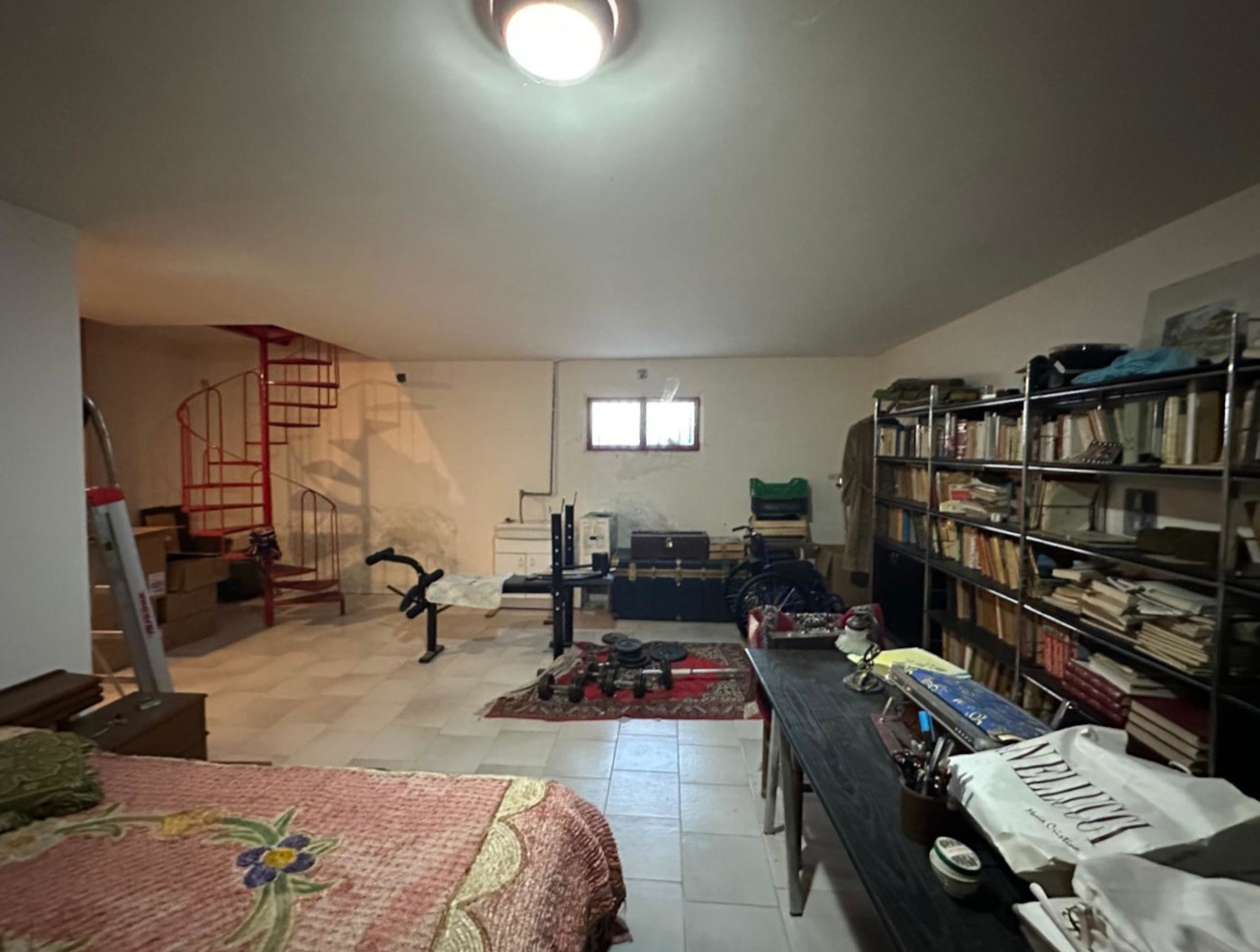 Detached Villa with Garden, Portico and Land property photograph