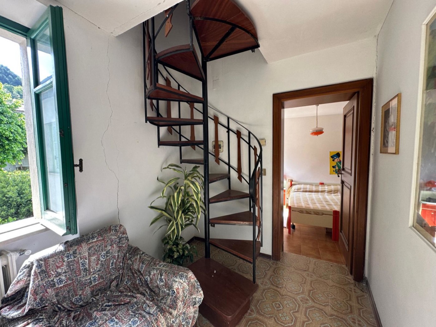 Enchanting Two-Level Apartment with Panoramic View in Caramanico Terme property photograph