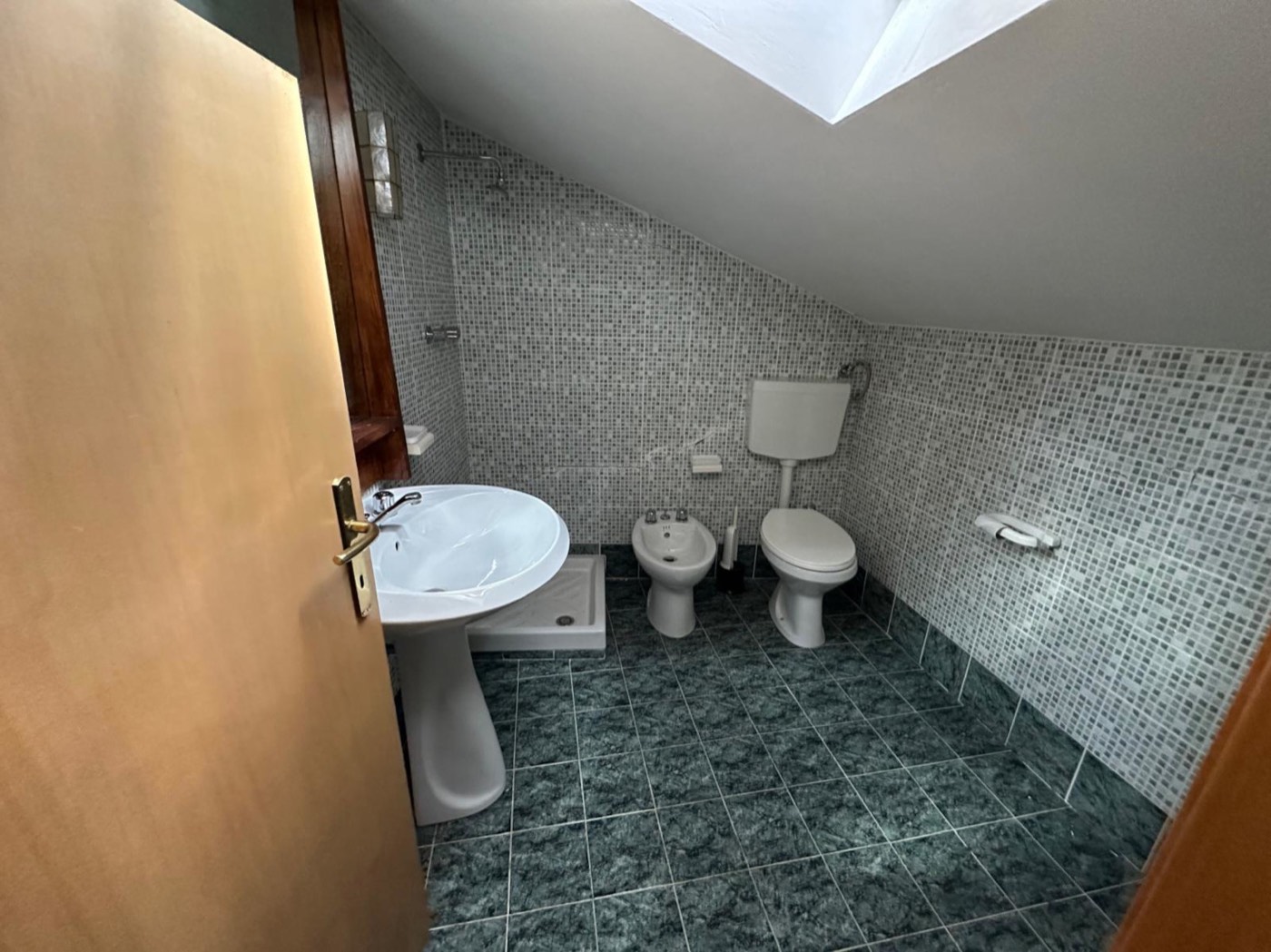 Enchanting Two-Level Apartment with Panoramic View in Caramanico Terme property photograph
