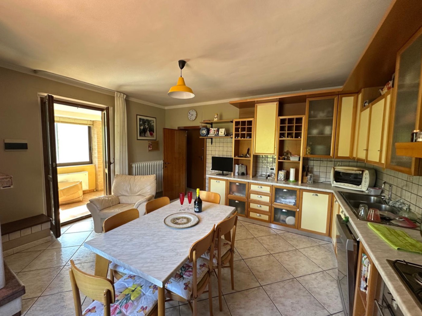 Enchanting independent portion with terrace and garage property photograph