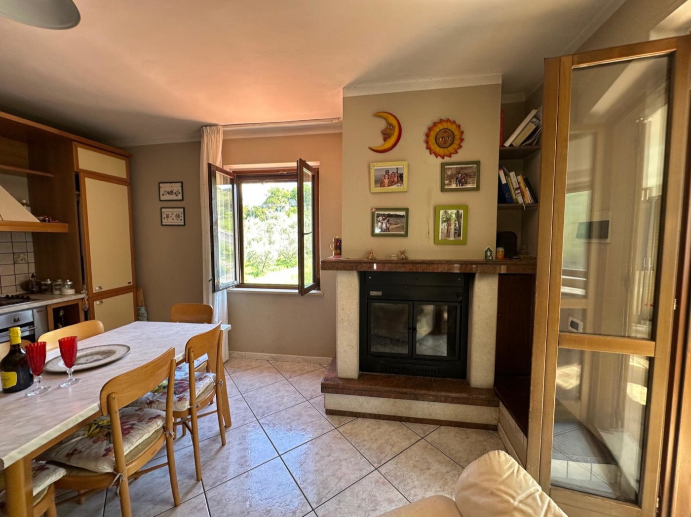 Enchanting independent portion with terrace and garage property photograph