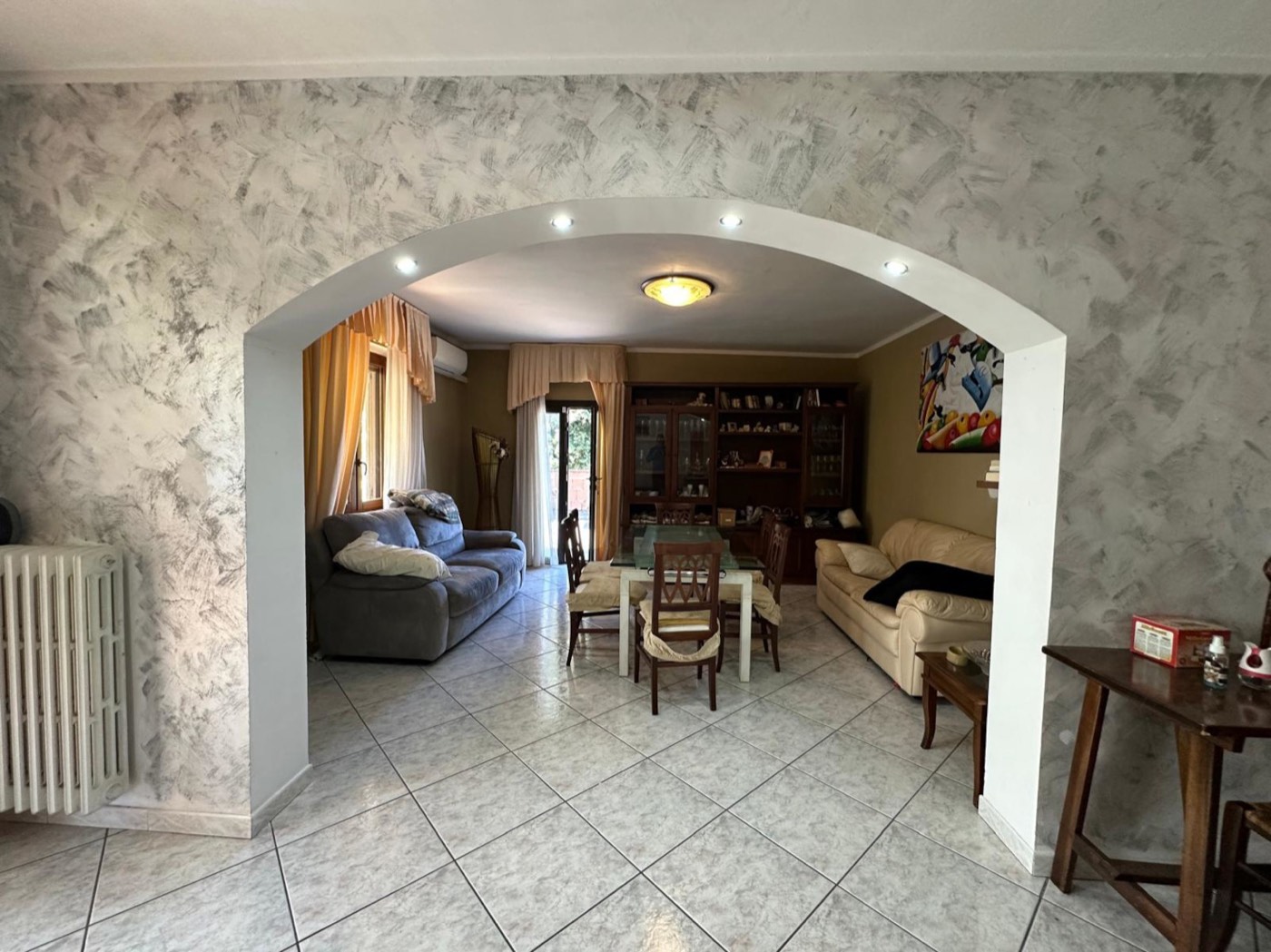 Enchanting independent portion with terrace and garage property photograph