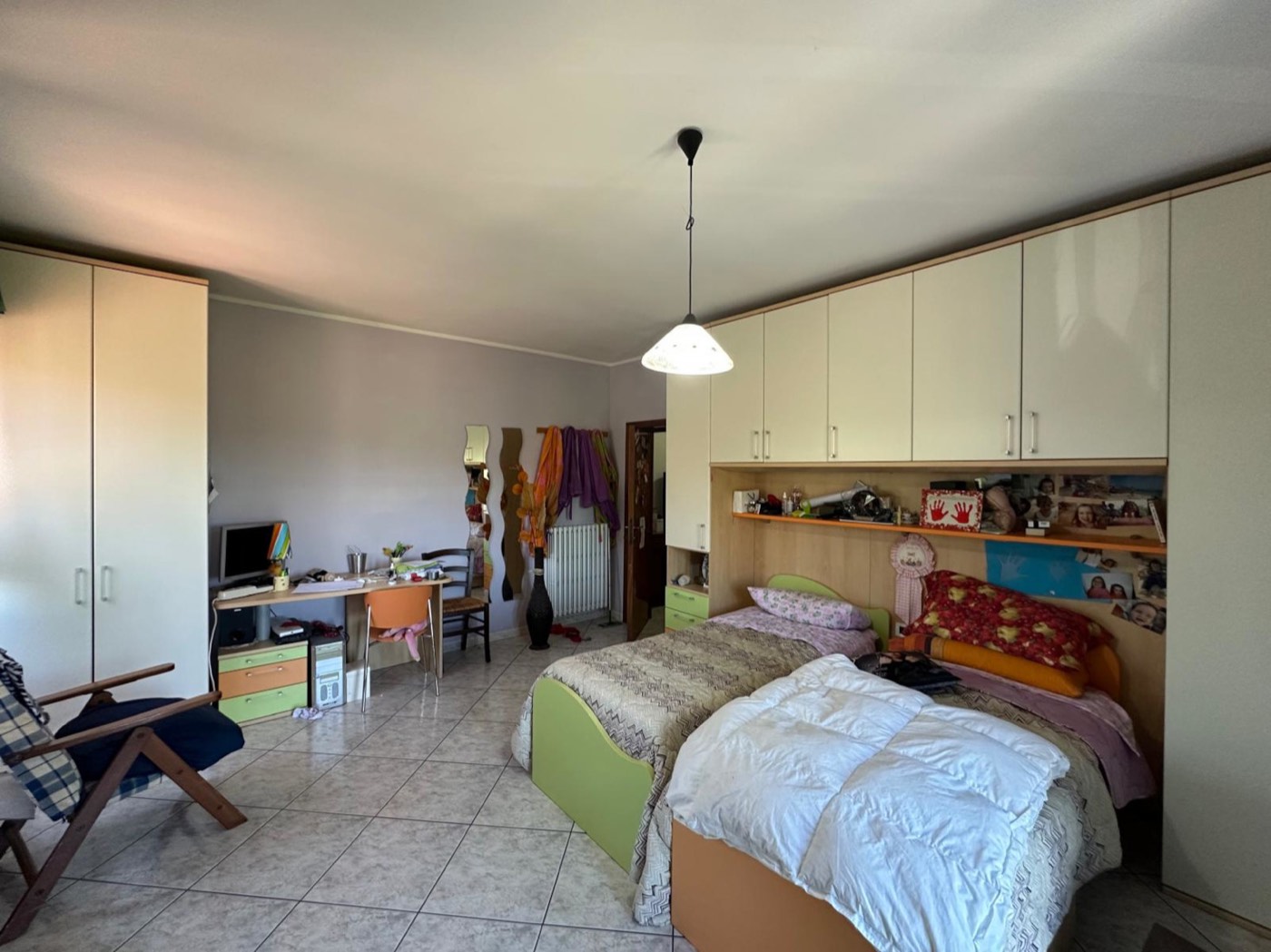 Enchanting independent portion with terrace and garage property photograph