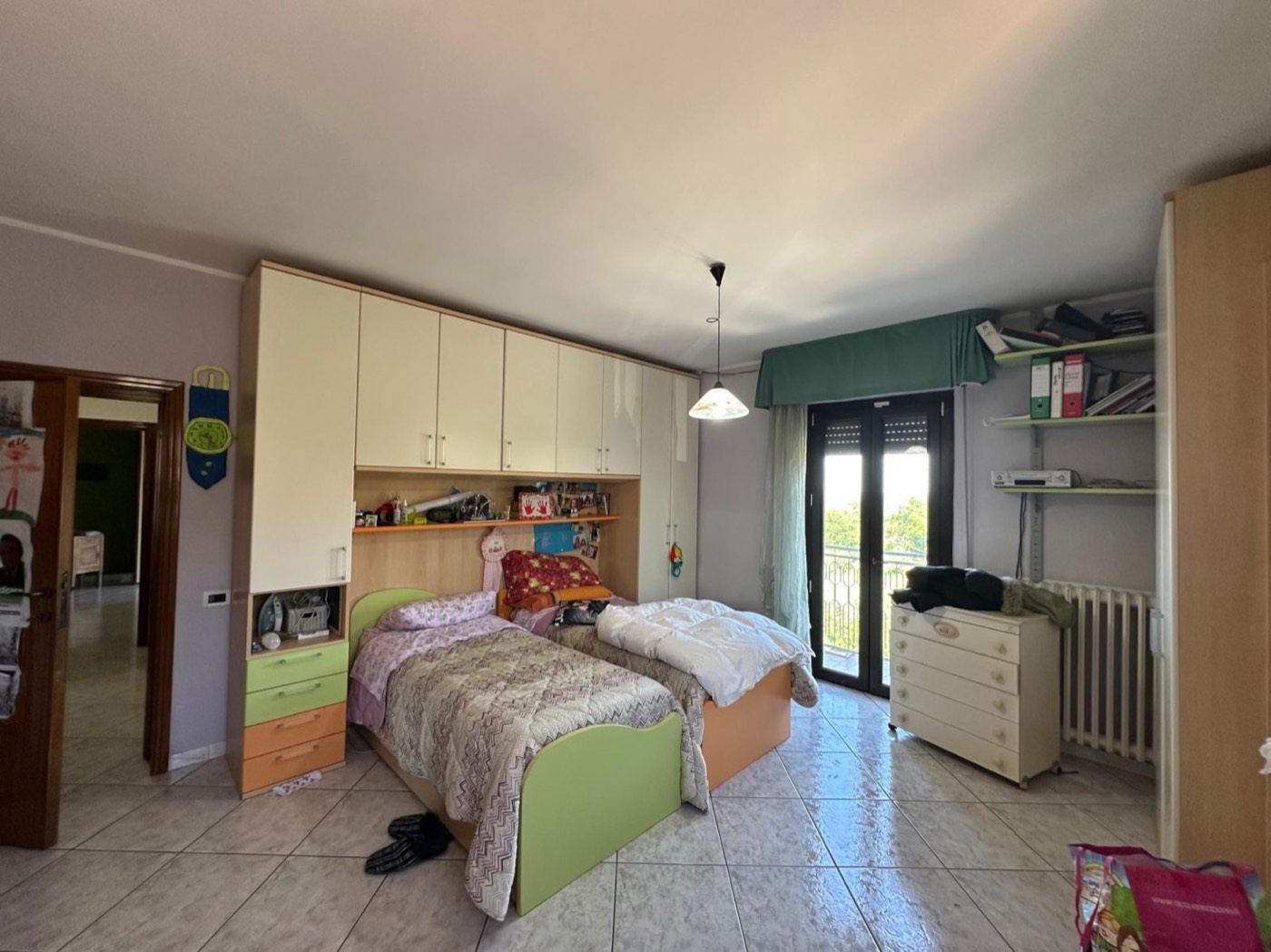 Enchanting independent portion with terrace and garage property photograph