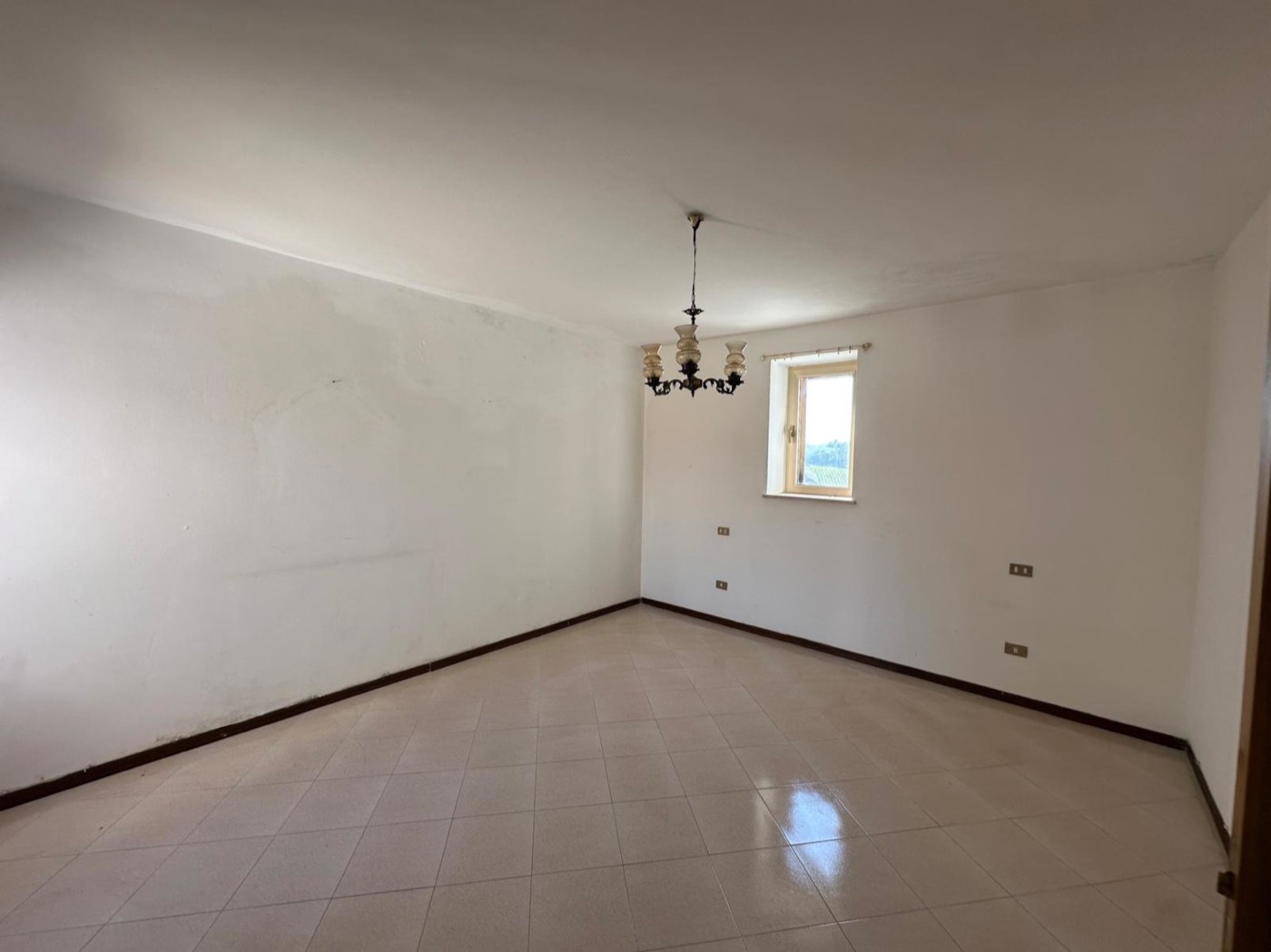 House on three levels in Rosciano property photograph
