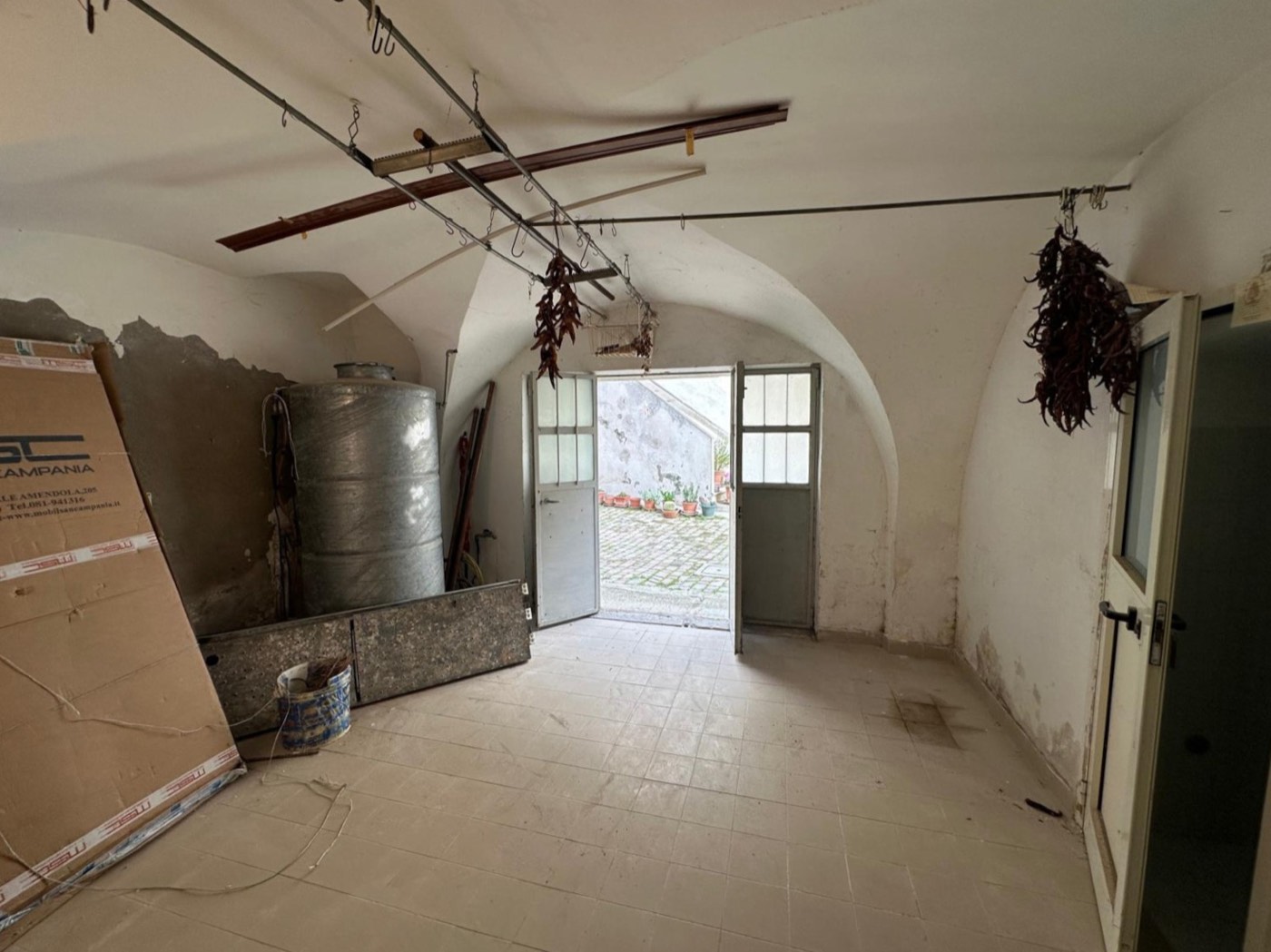 House on three levels in Rosciano property photograph