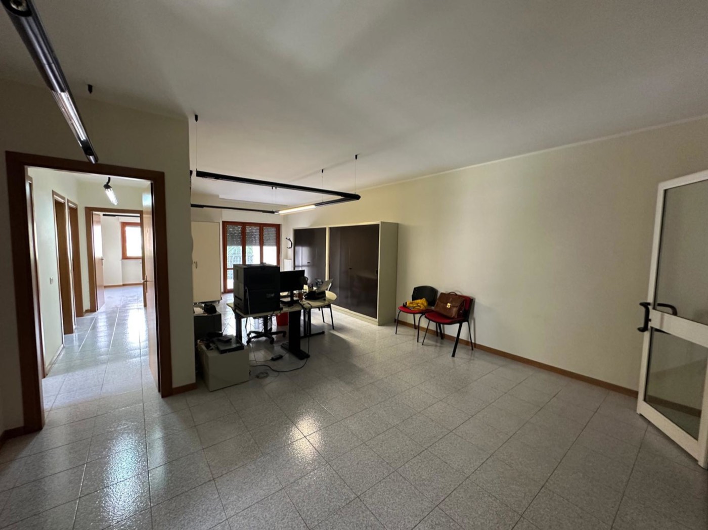 Spacious Apartment in Torre de' Passeri property photograph