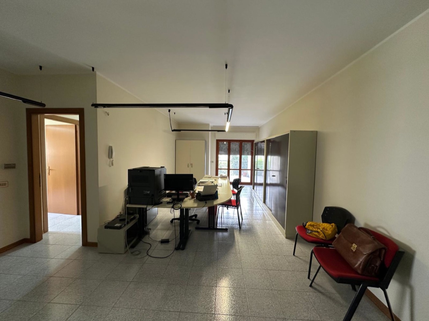 Spacious Apartment in Torre de' Passeri property photograph
