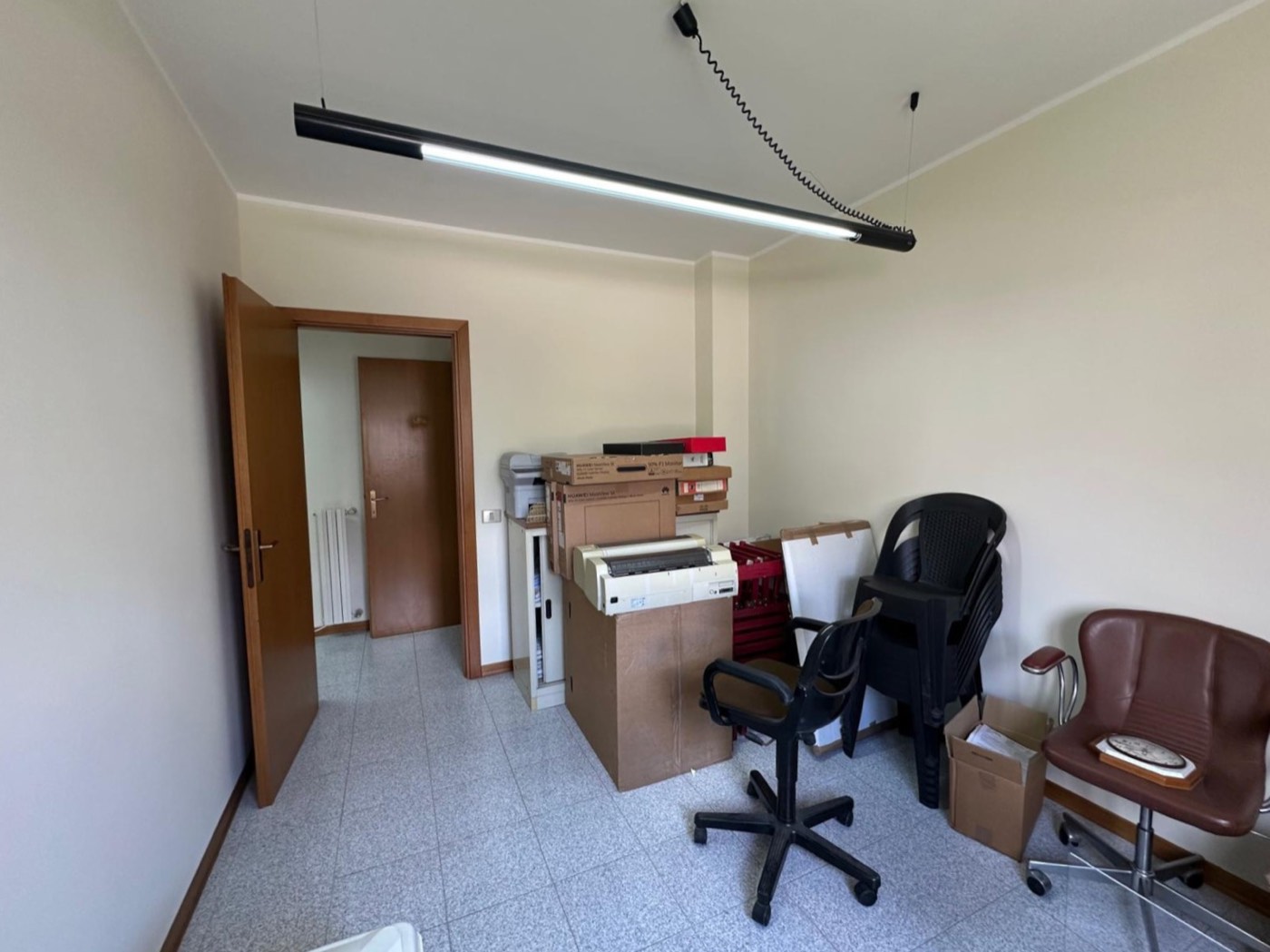 Spacious Apartment in Torre de' Passeri property photograph