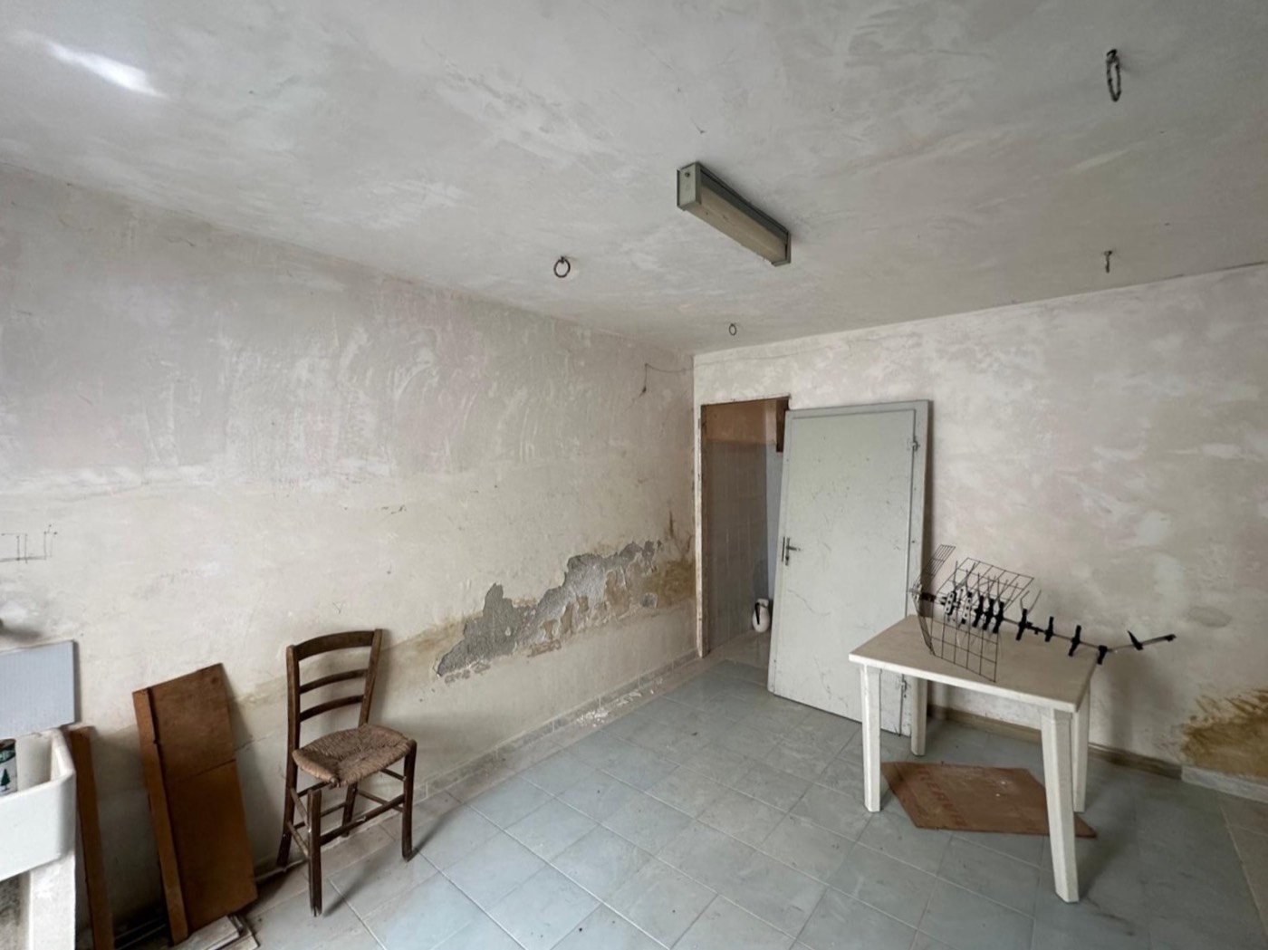 Townhouse with Cellars in the Historic Centre of Caramanico Terme property photograph