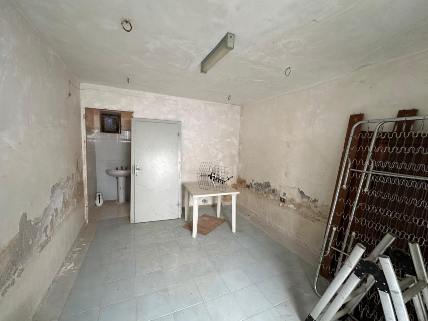 Townhouse with Cellars in the Historic Centre of Caramanico Terme property photograph