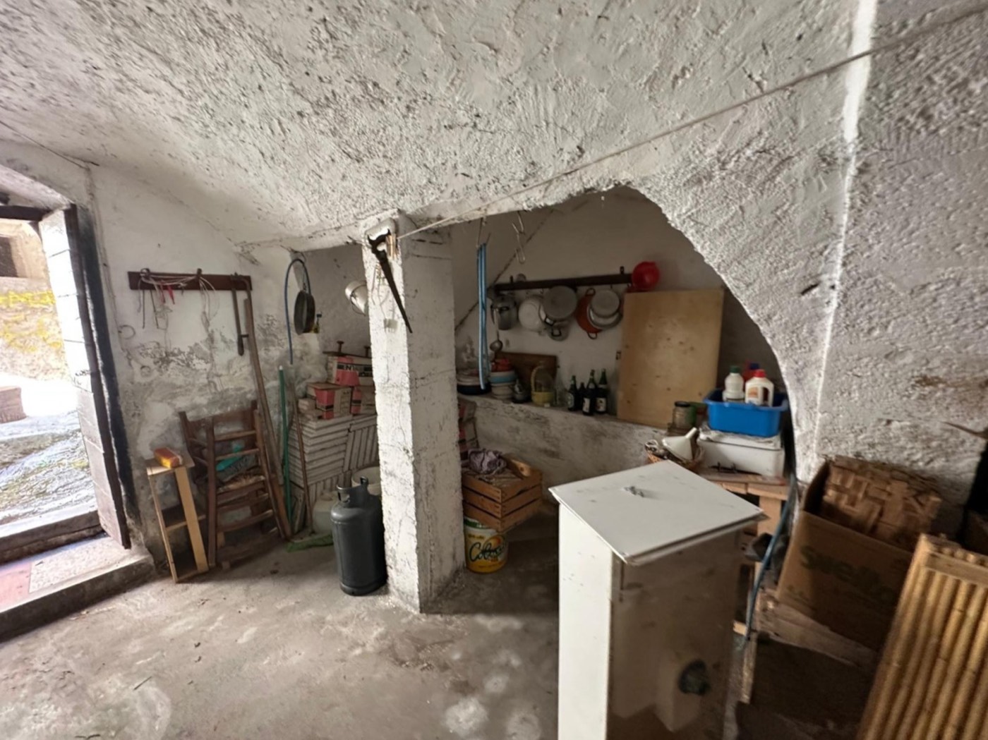 Townhouse with Cellars in the Historic Centre of Caramanico Terme property photograph