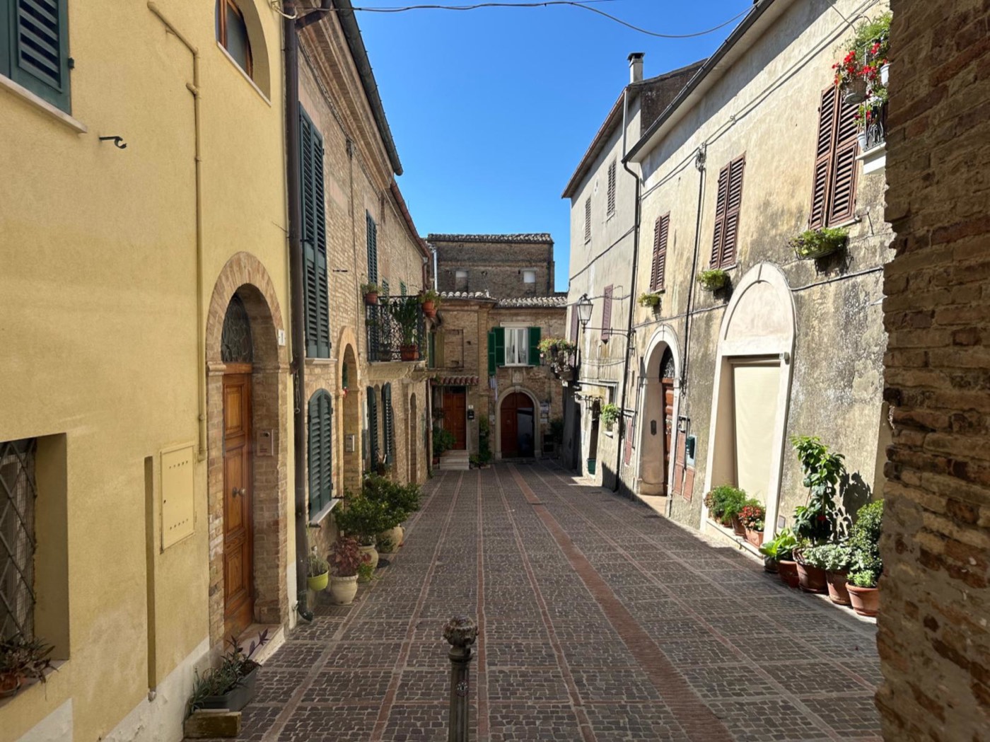 Independent Apartment in a Noble Palace in the Historic Centre property photograph