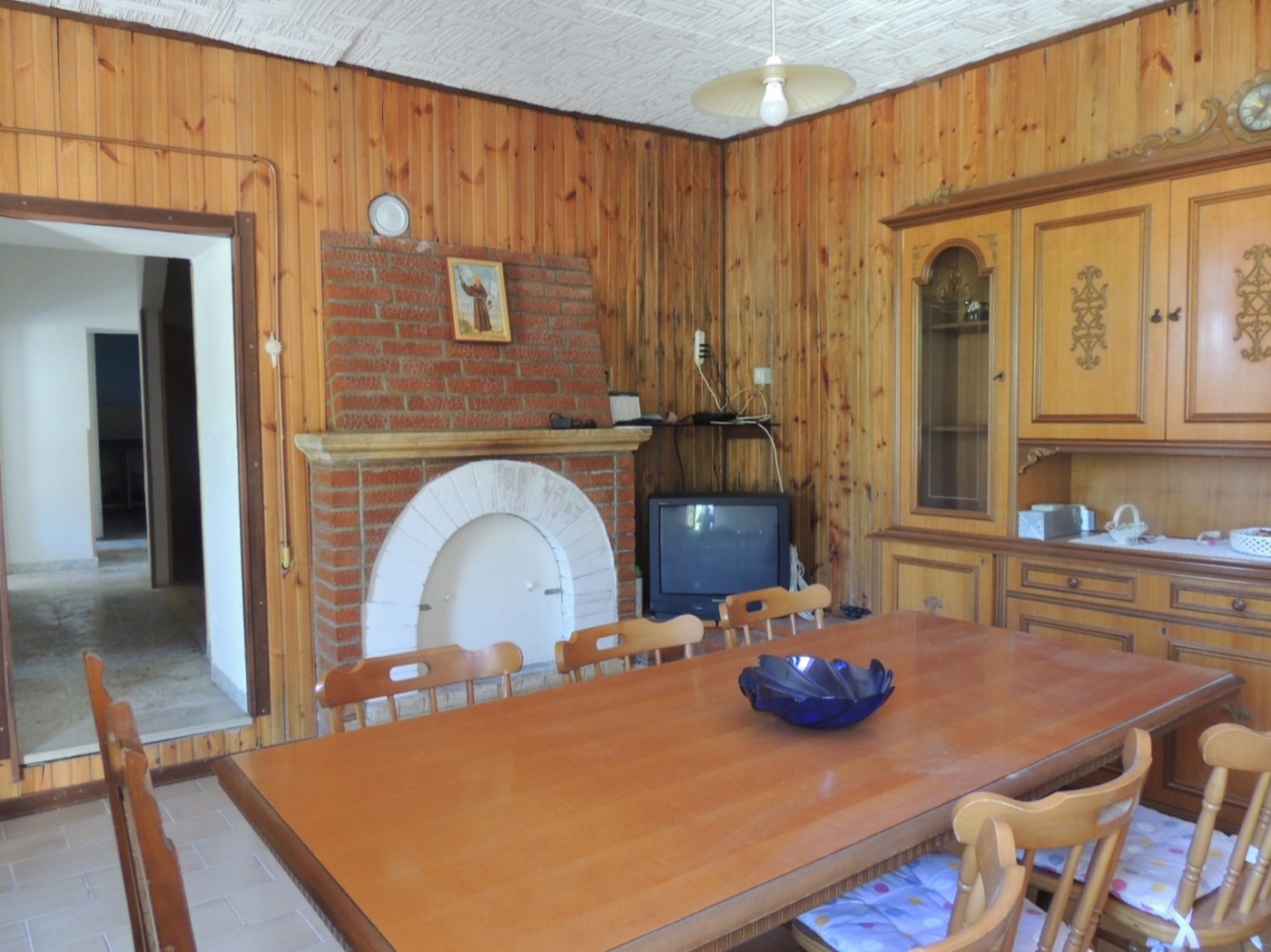 First-Floor Apartment with Terrace, Cellar and Grotto property photograph