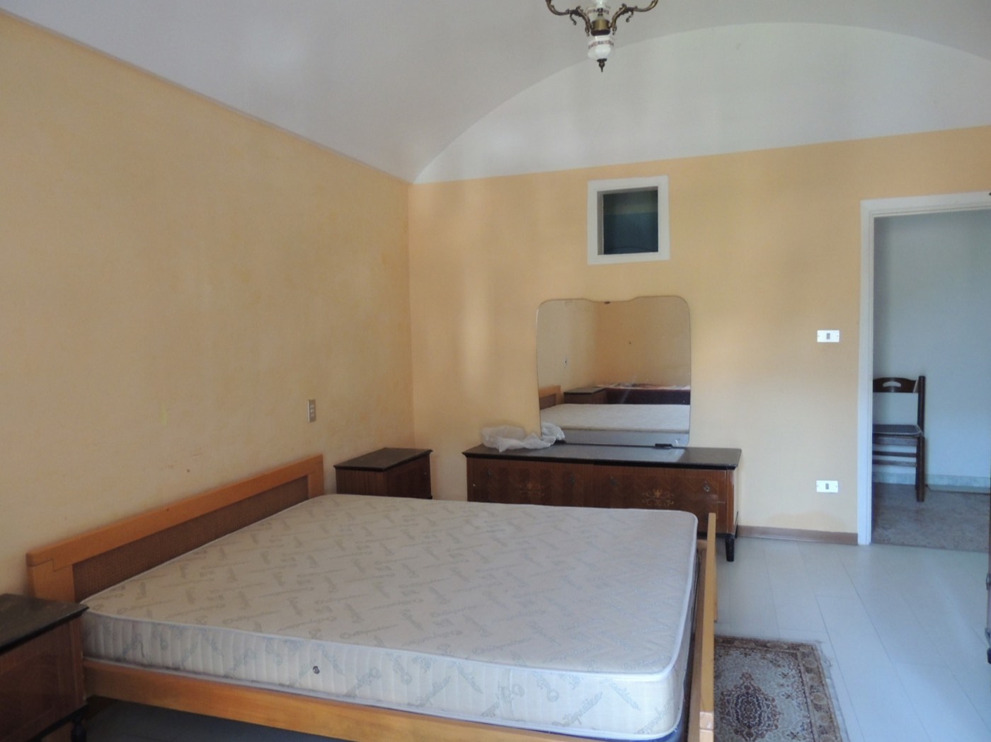 First-Floor Apartment with Terrace, Cellar and Grotto property photograph