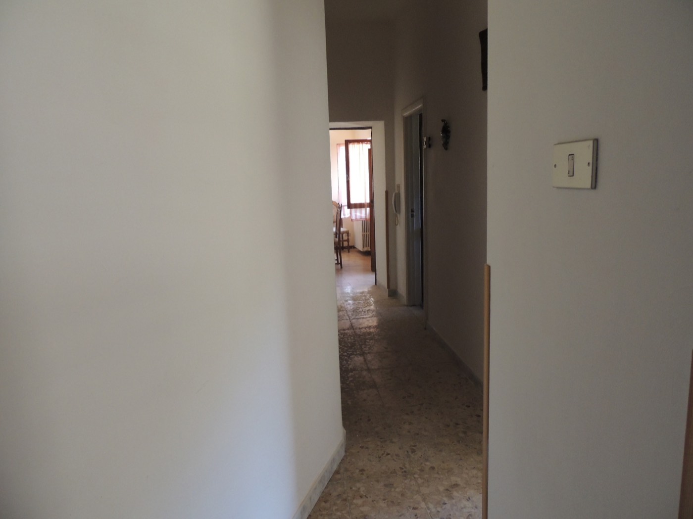 First-Floor Apartment with Terrace, Cellar and Grotto property photograph