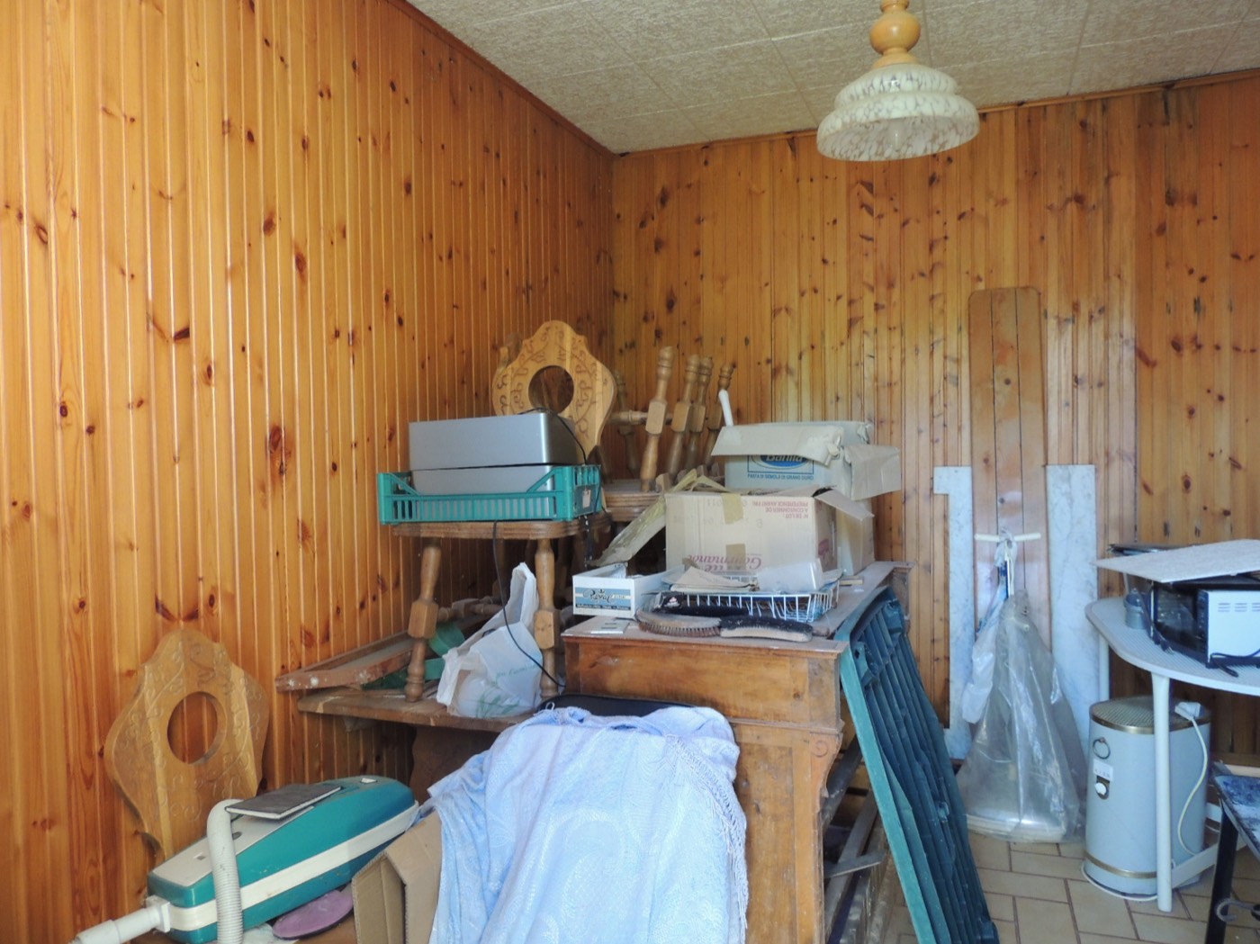 First-Floor Apartment with Terrace, Cellar and Grotto property photograph