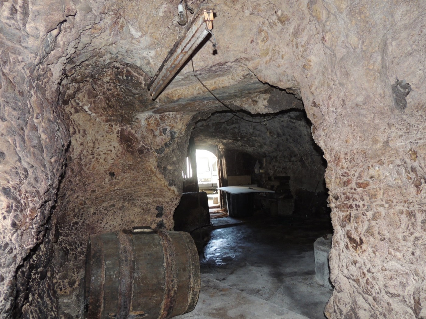 First-Floor Apartment with Terrace, Cellar and Grotto property photograph
