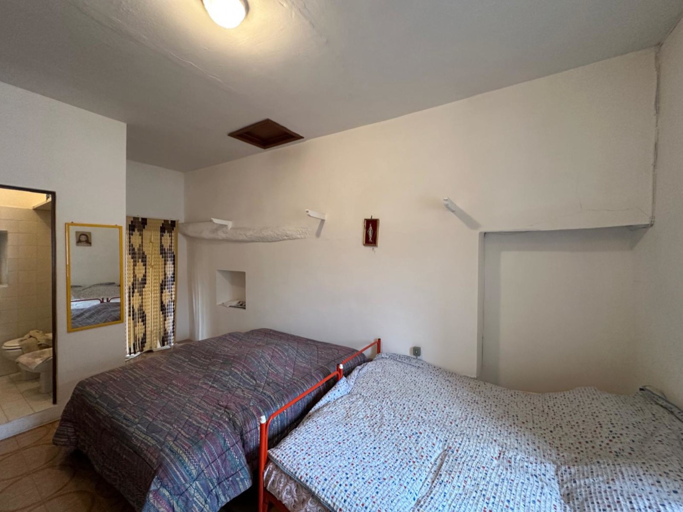 Townhouse in the historic center of Pietranico property photograph