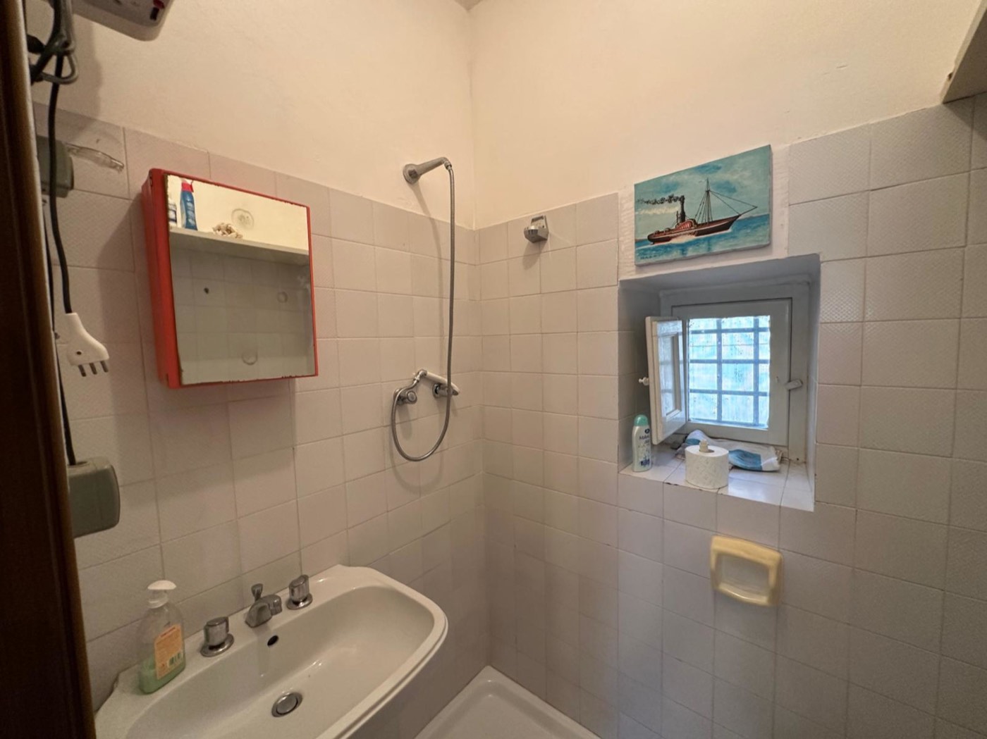 Townhouse in the historic center of Pietranico property photograph