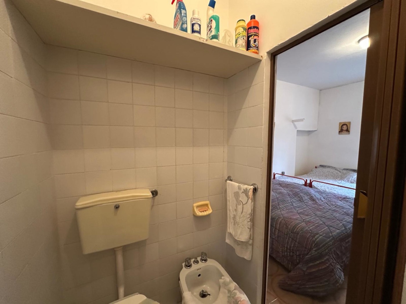 Townhouse in the historic center of Pietranico property photograph