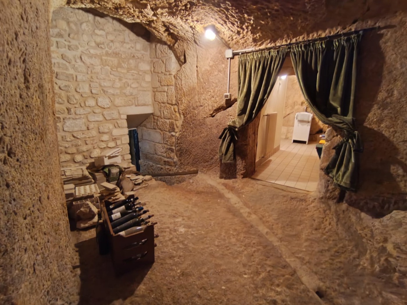 Independent Portion of a Building in the Historic Centre property photograph