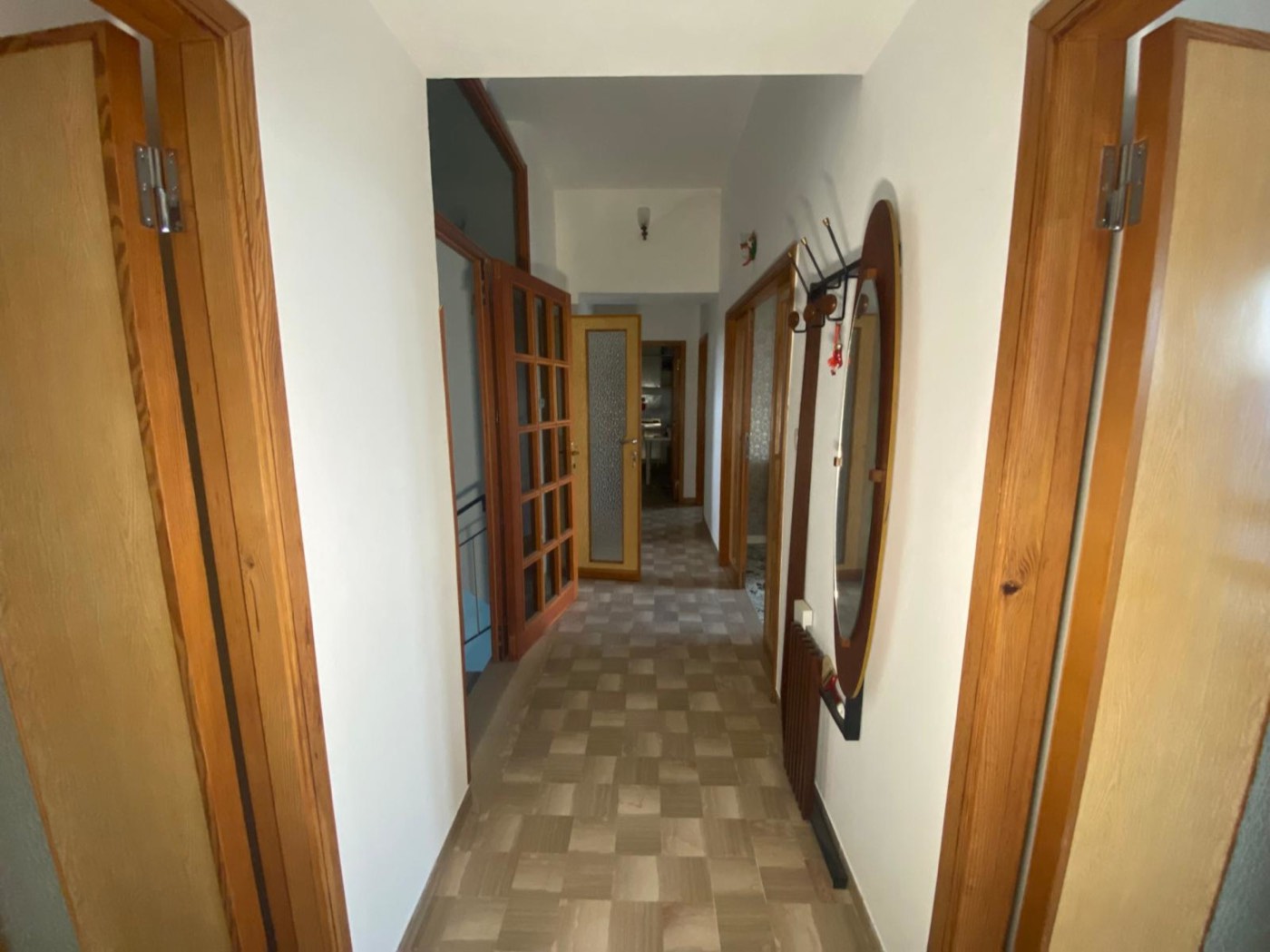 Building with Two-Level Apartment, Garage and Commercial Space property photograph
