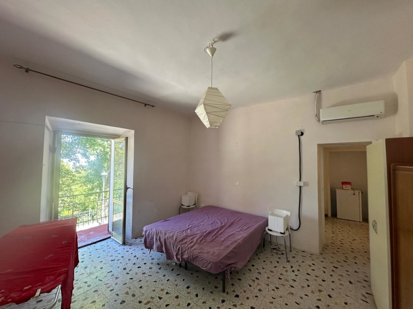 Detached House with Private Courtyard in Sant'Eufemia property photograph