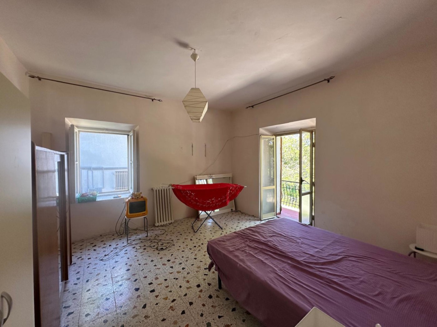 Detached House with Private Courtyard in Sant'Eufemia property photograph