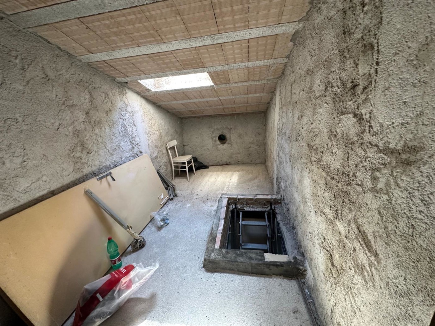 Detached House with Private Courtyard in Sant'Eufemia property photograph