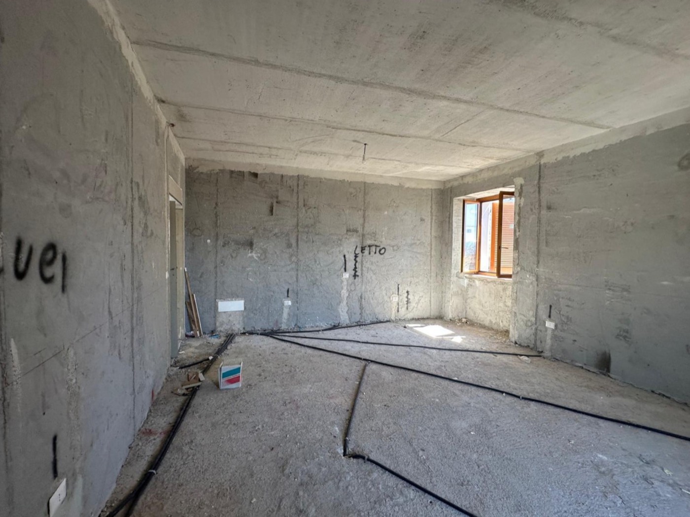 Portion of a Building with Building Land property photograph