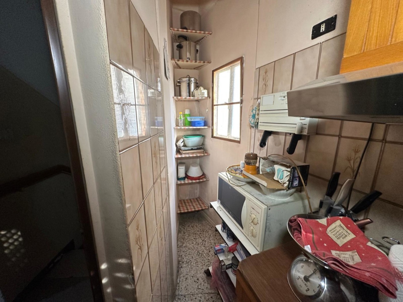 Townhouse with Terrace in the Historic Centre of Torre de' Passeri property photograph