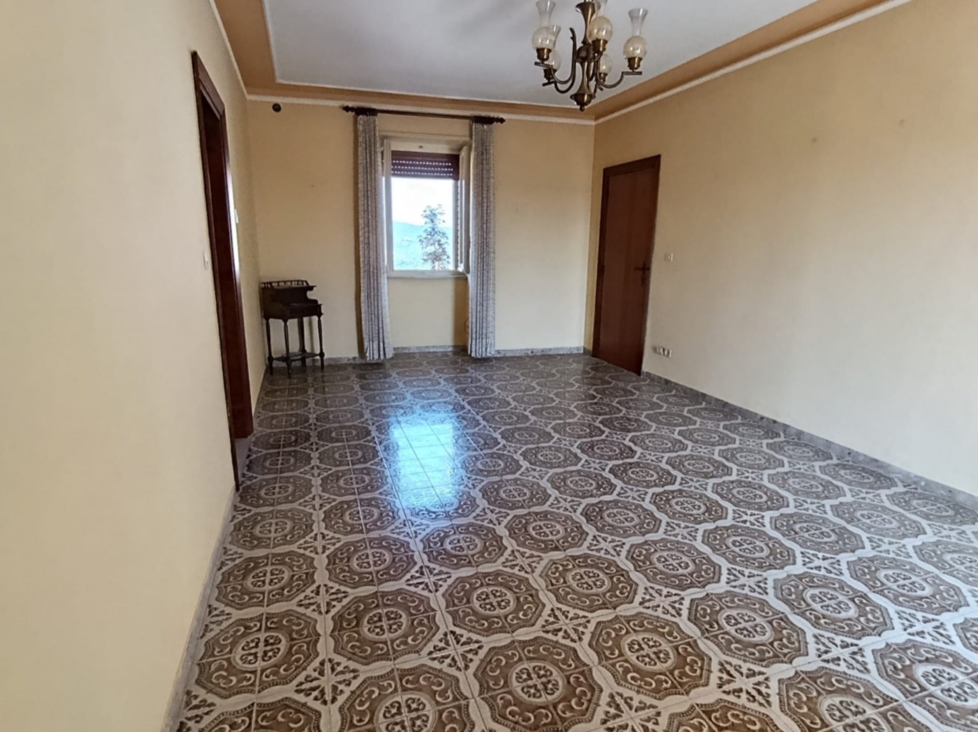 Panoramic Townhouse with Garden in San Martino sulla Marrucina property photograph