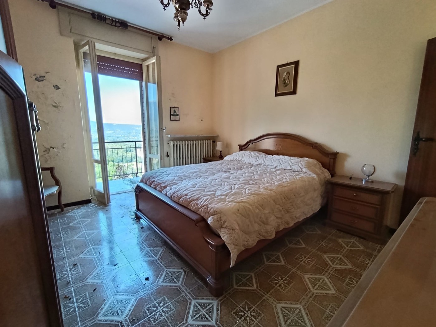 Panoramic Townhouse with Garden in San Martino sulla Marrucina property photograph