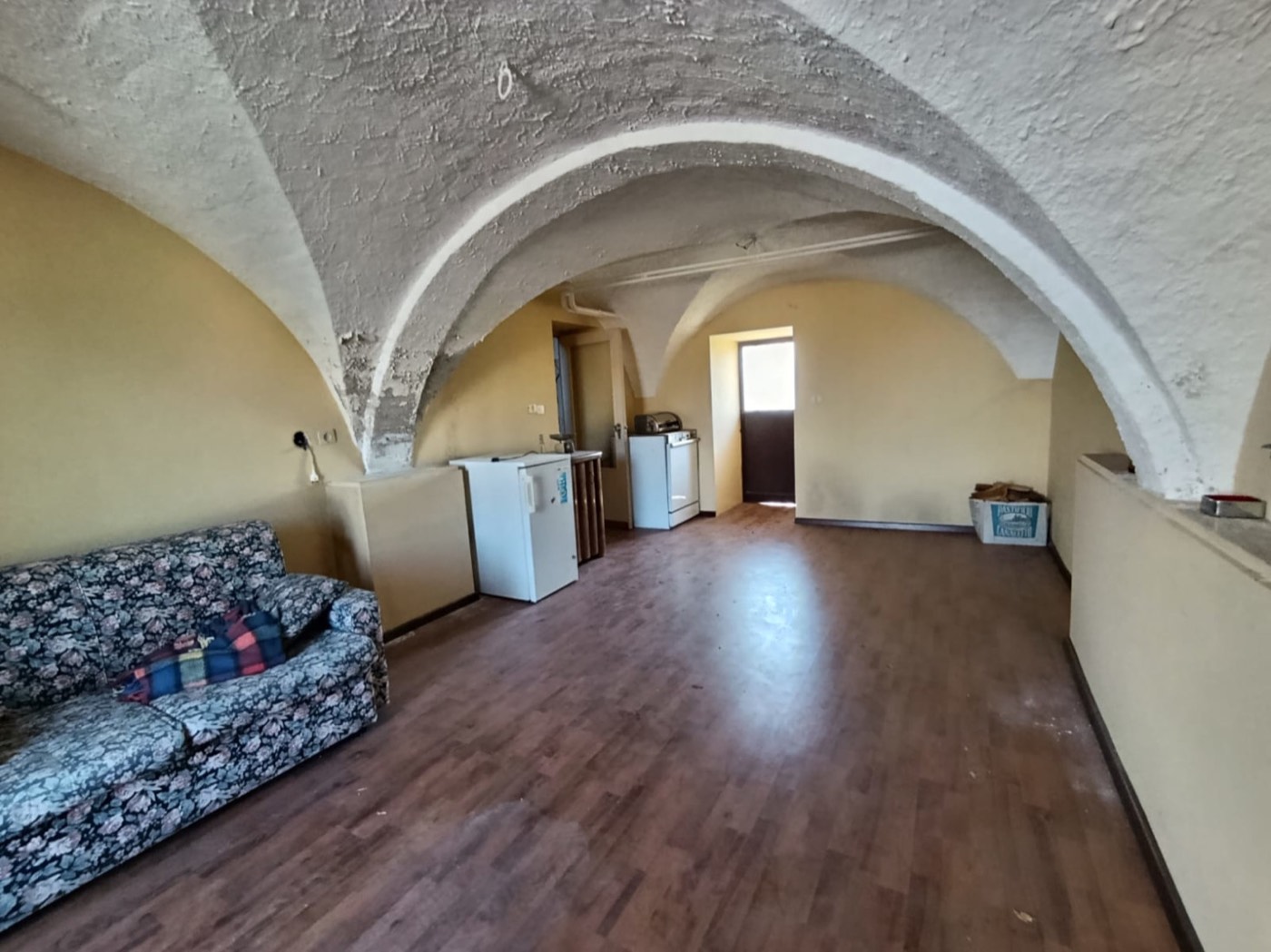 Panoramic Townhouse with Garden in San Martino sulla Marrucina property photograph