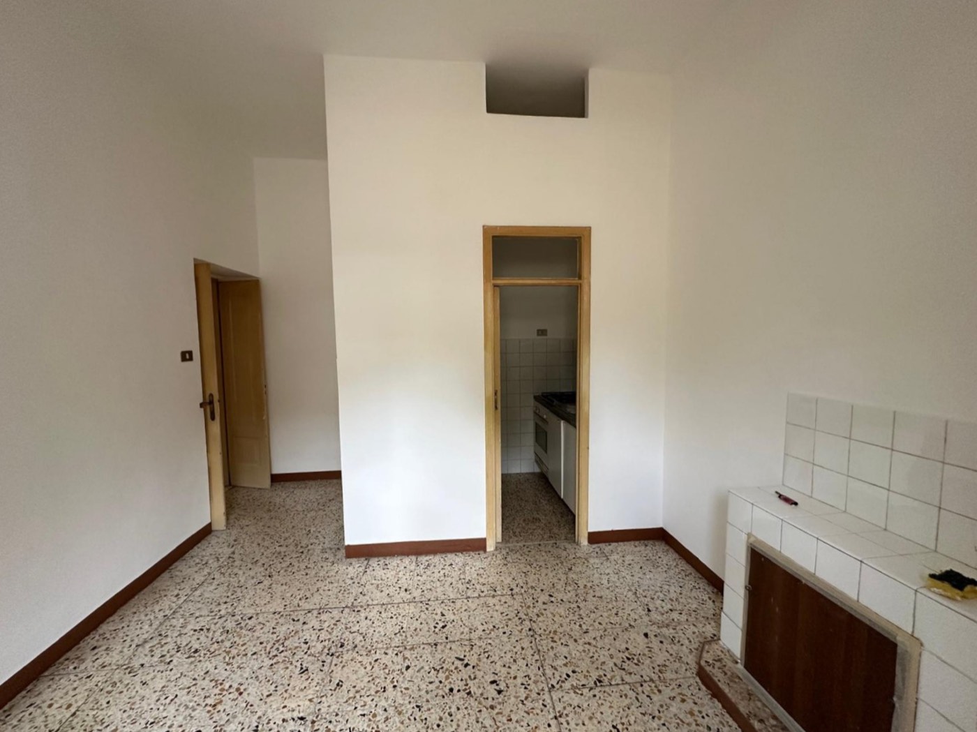 Apartment with Garage and Grotto in Capestrano property photograph