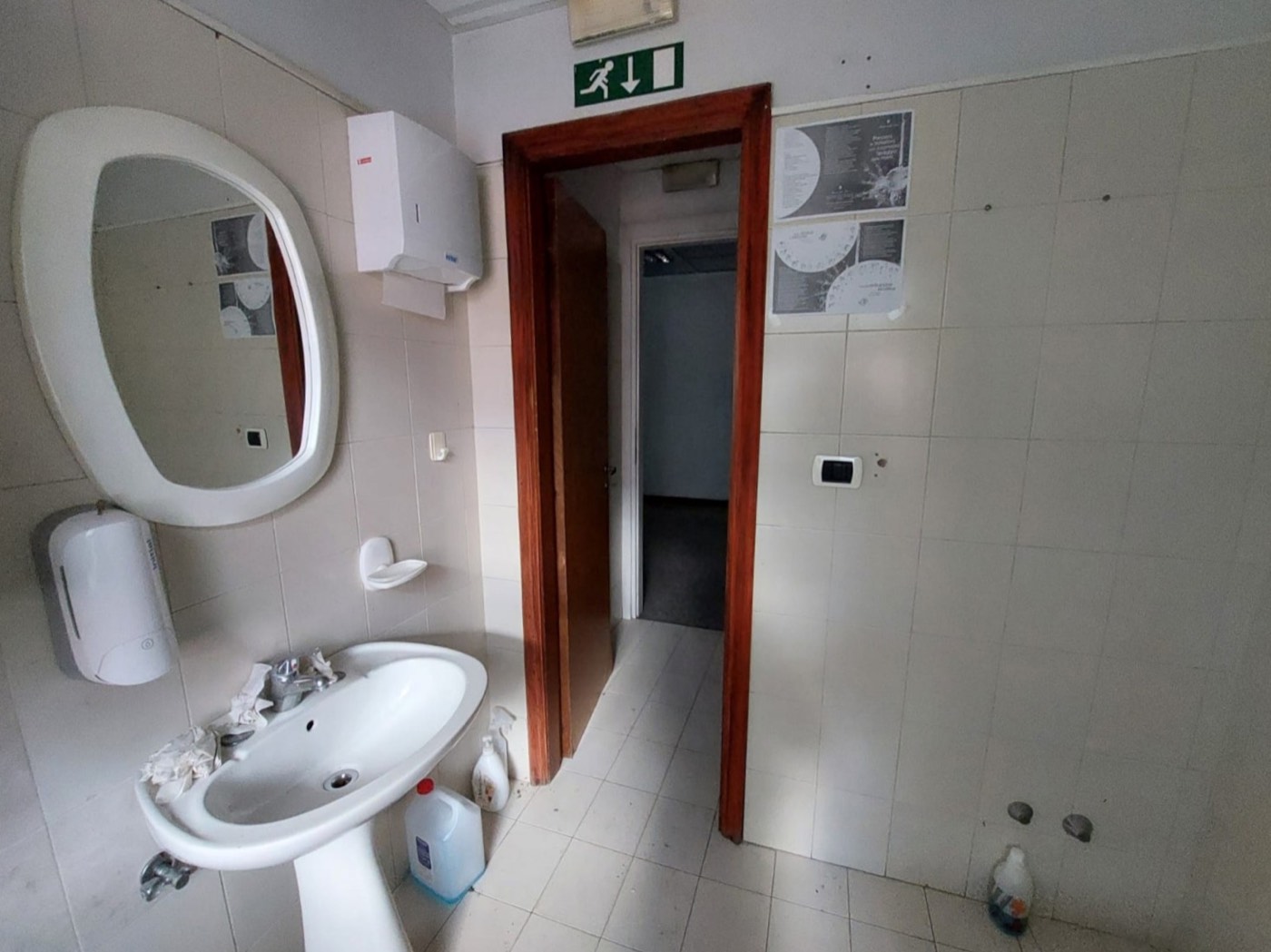 Commercial Premises With Offices - Apartments property photograph