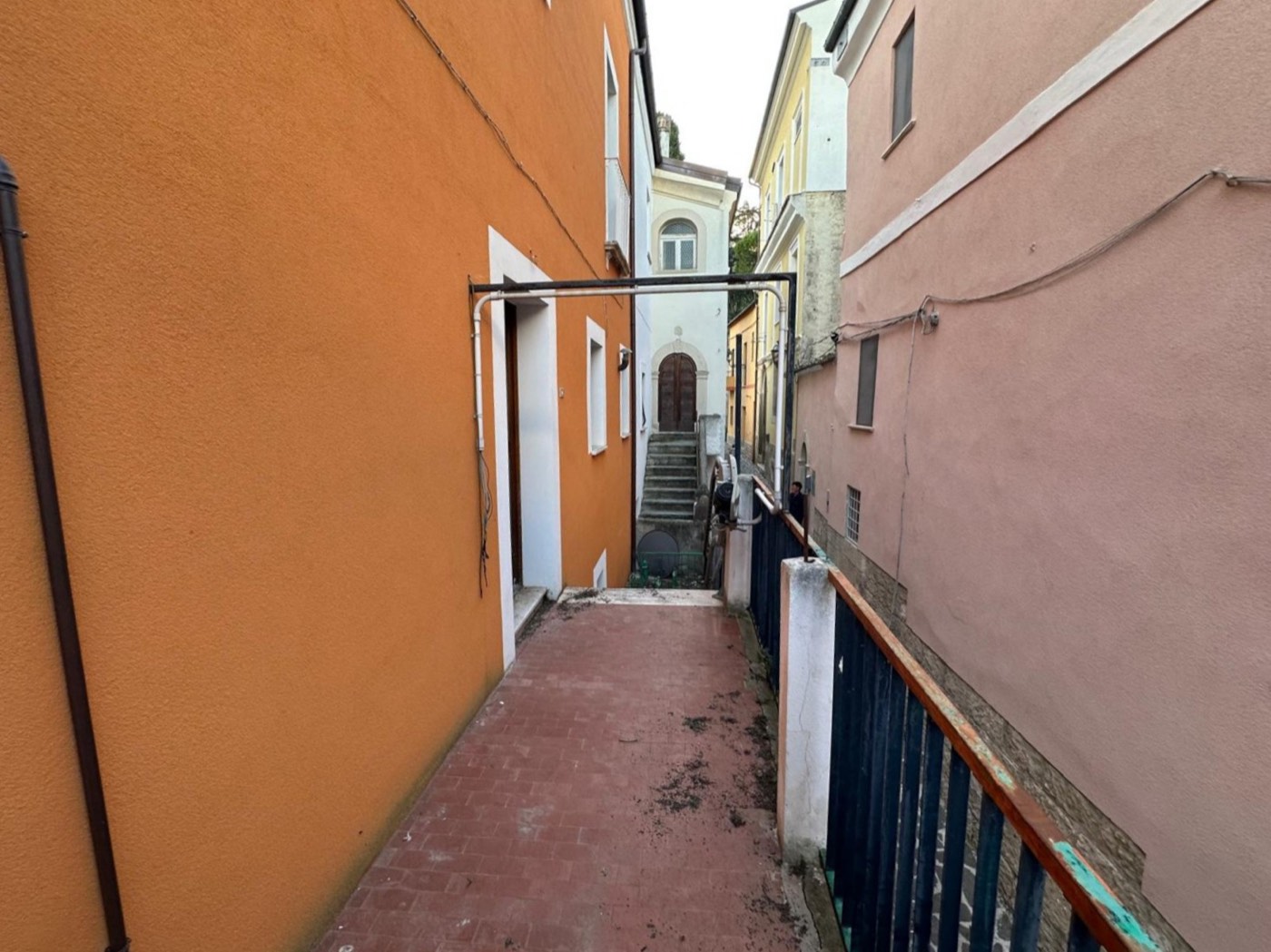 Independent Portion with Cellar in the Historic Heart of Torre de' Passeri property photograph