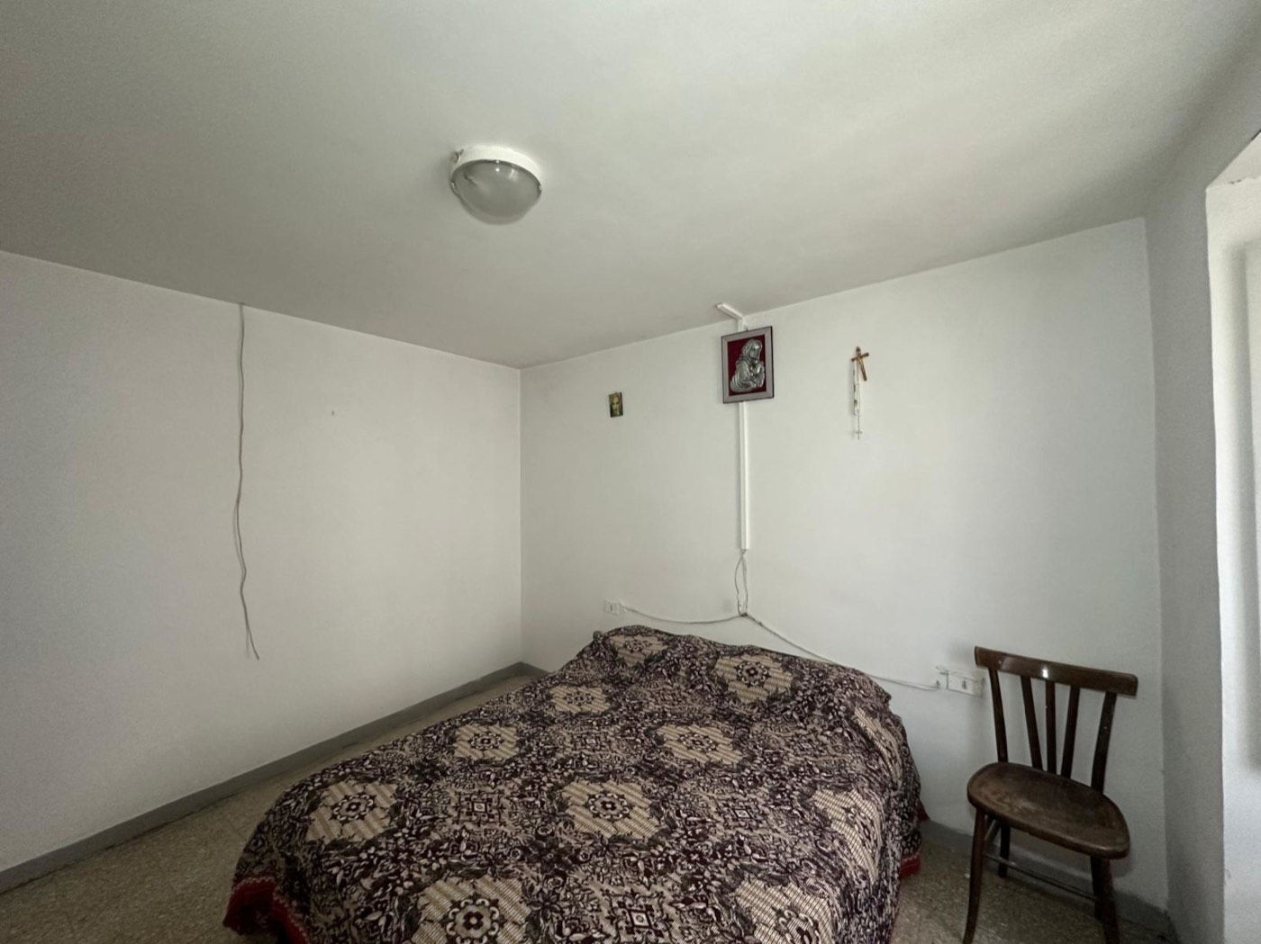 Townhouse with Outbuilding in Castiglione Messer Marino property photograph