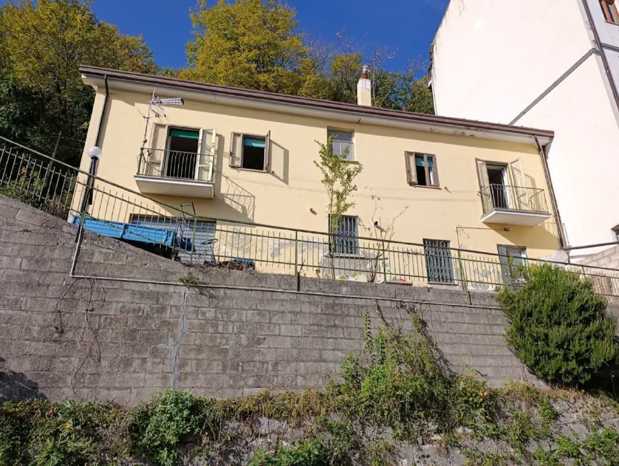 TownHouse with Exclusive Courtyard in Pennapiedimonte in Pennapiedimonte, CH