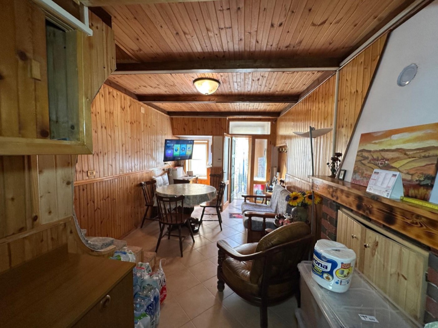 Apartment with Private Entrance property photograph