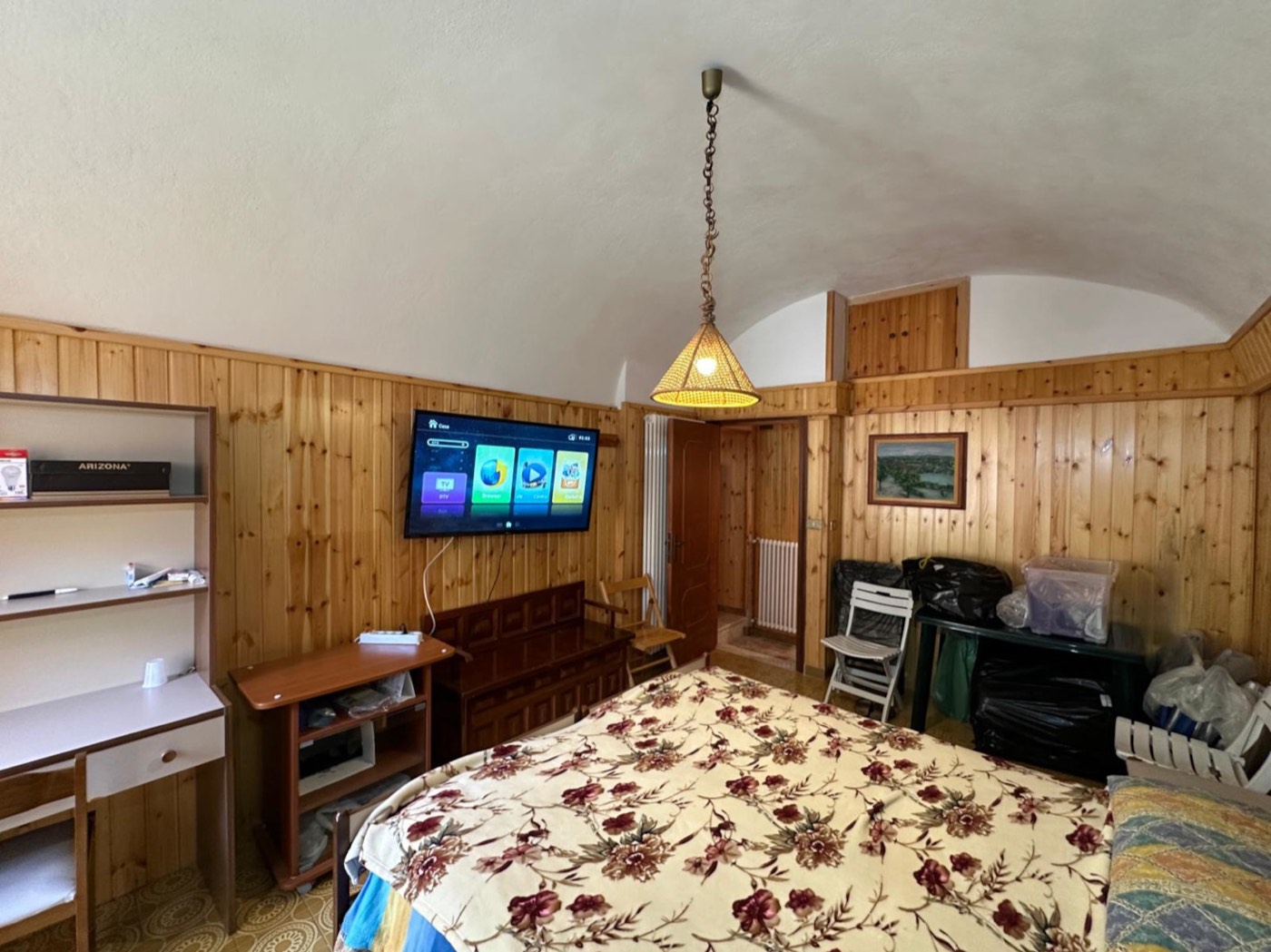 Apartment with Private Entrance property photograph