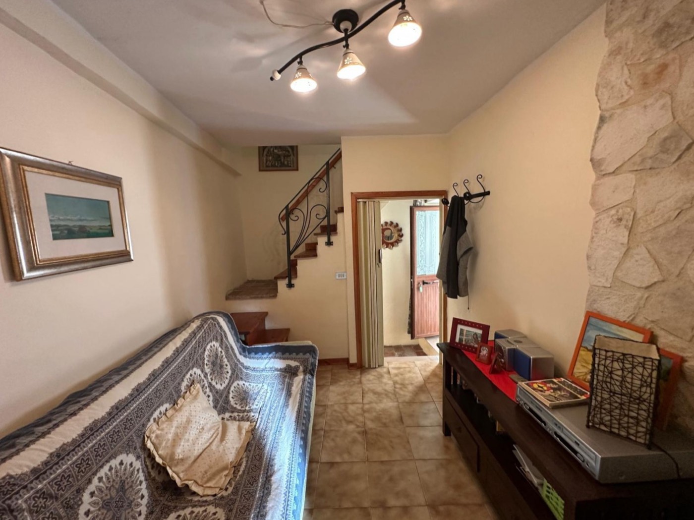 Townhouse in the Historic Centre of Caramanico Terme property photograph