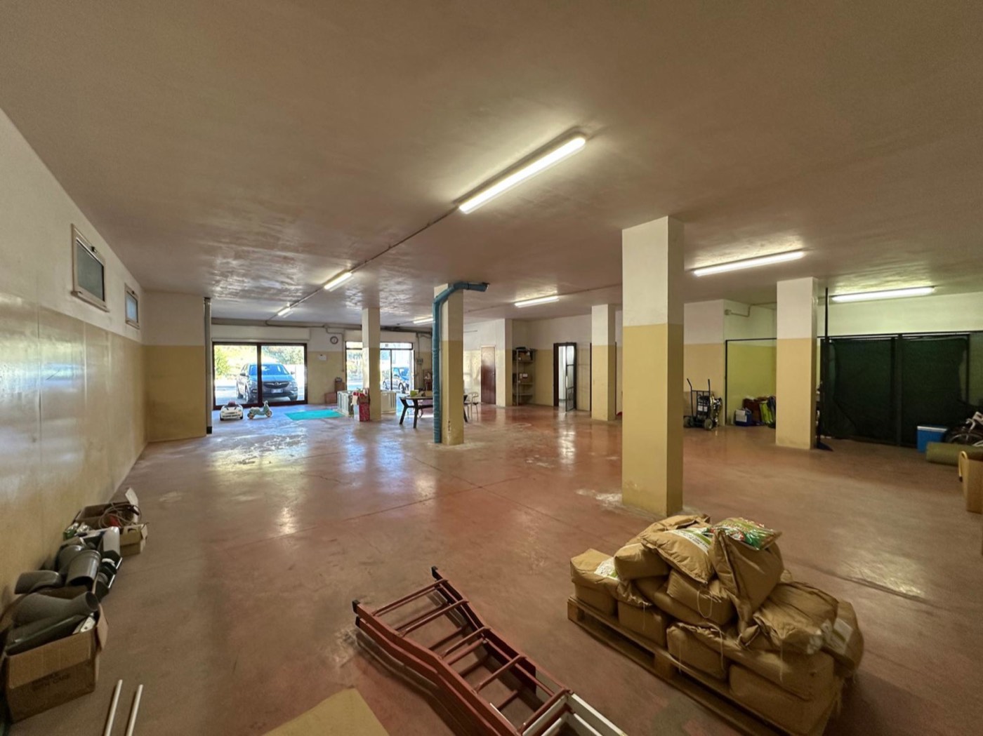Apartment with Terrace, Attic and Storage Building property photograph