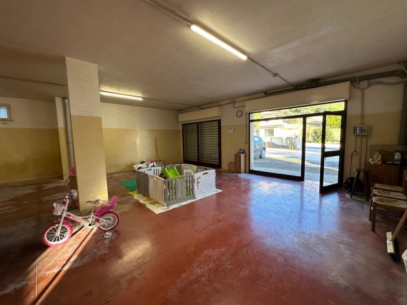 Apartment with Terrace, Attic and Storage Building property photograph
